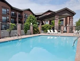 Hotel Days & By Wyndham Powell Page